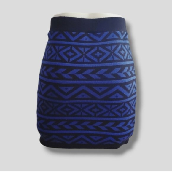 FALL/WINTER- Size S• Black/Blue•Geometric Knit Skirt by F21 - Picture 9 of 10